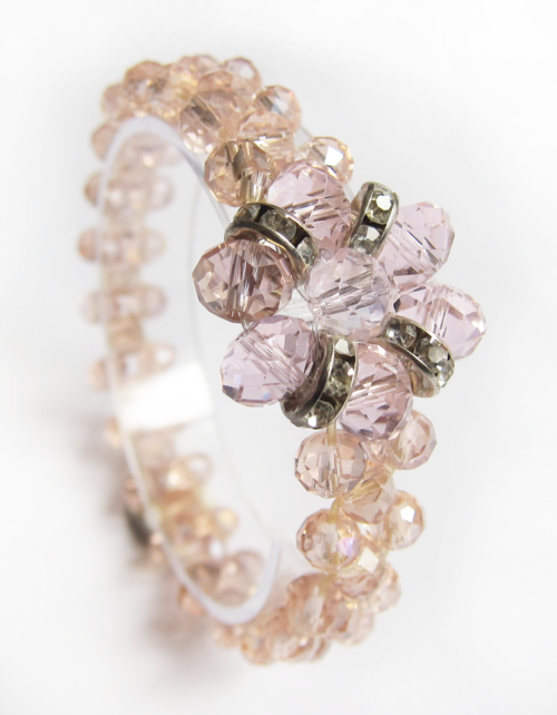 KFarah Bracelet en cristal rose poudré en forme de fleur. Idéal pour les cérémonies ou en journée.