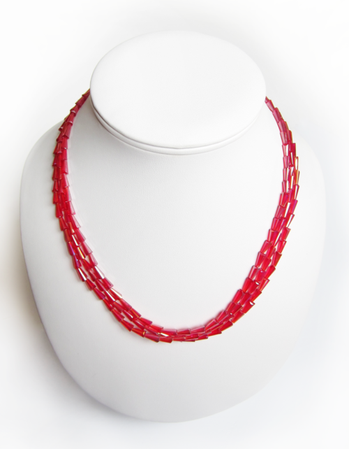 Collier Cristal Trigone Rouge